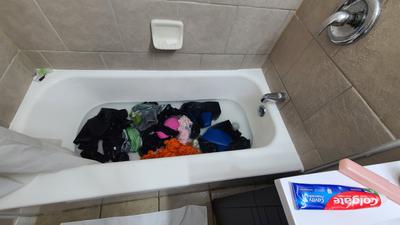 Bathtub laundry