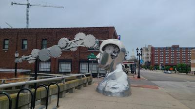 Kinetic statue